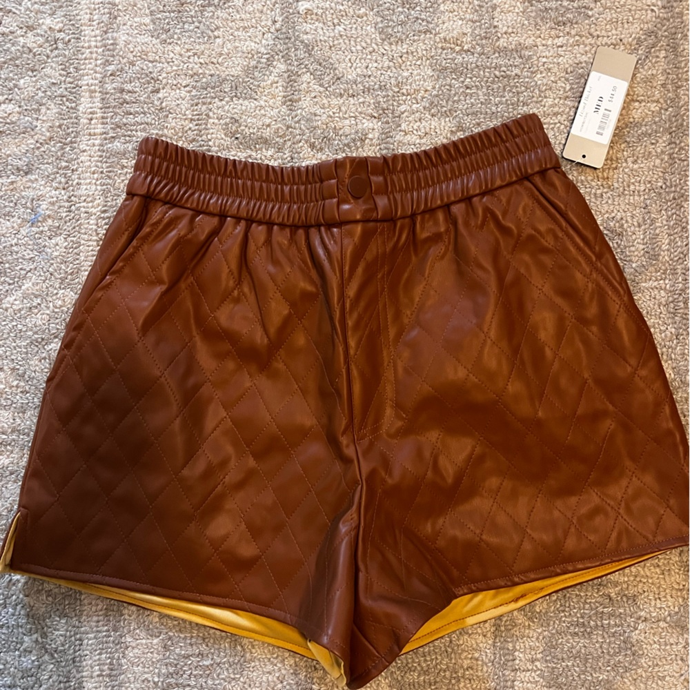 Brown Leather shorts from lizard thicket - size Medium